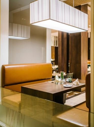 Furniture / Fixtures